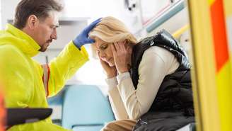 Entre os sintomas mais comuns da arritmia cardíaca estão palpitações, sensação de batimento acelerado ou irregular, falta de ar, mal-estar súbito e cansaço ao realizar esforços simples, como subir poucos lances de escada – depositphotos.com / HayDmitriy