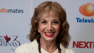 Ana Luisa Peluffo em evento na cidade do México em 2010