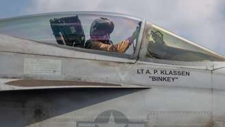 Poderio aéreo americano não será suficiente para mudar regime iraniano, avalia professor