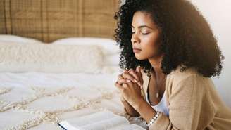 Confira três preces para o domingo