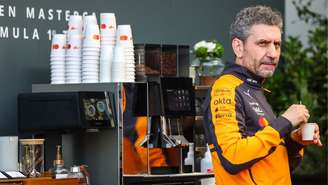 Andrea Stella, da McLaren, está infeliz com motor Mercedes
