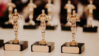 A primeira cerimônia Academy Awards, mais conhecida como Oscar, aconteceu em 16 de maio de 1929 no Roosevelt Hotel, em Hollywood