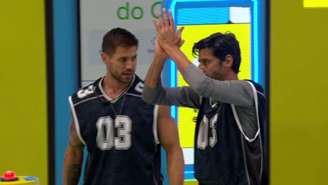 Público faz apelo para Jonas e Cowboy no paredão