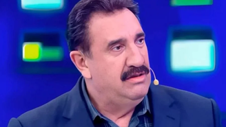 Após pressão do público e SBT, Ratinho se pronuncia 'Só acredito em dois gêneros'