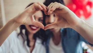 Casais de signos incompatíveis podem enfrentar desafios, mas também aprender muito juntos