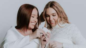 Saiba tudo sobre método de fertilização in vitro escolhido por Mari Fernandez e Júlia