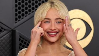 Sabrina Carpenter se apresentará no Lollapalooza Brasil 2026