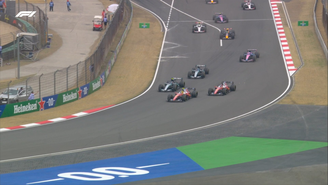 Ferraris e Mercedes dividem as curvas no início frenético do GP da China.