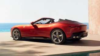 Novo Ferrari Amalfi Spider: um conversível V8 de 640 cv que une luxo clássico e tecnologia de ponta