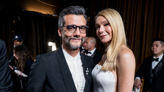 Wagner Moura posa ao lado de Gwyneth Paltrow no Oscar 2026