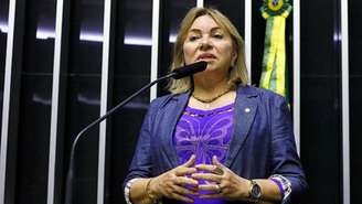 A deputada federal Gorete Pereira (MDB-CE) é um dos alvos da operação da PF