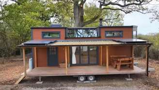 Sem experiência prévia em engenharia ou arquitetura, esta mulher assumiu a execução da obra