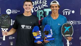 Fonseca de azul e Caetano de preto 