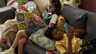 ECA Digital: nova lei vai mudar regras para crianças e adolescentes na internet