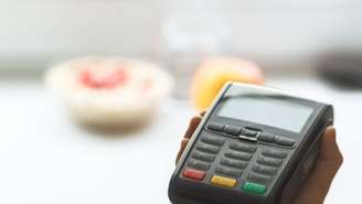 A expectativa é que o aumento do fluxo de caixa permita aos empresários reter ou reduzir os valores repassados aos consumidores finais