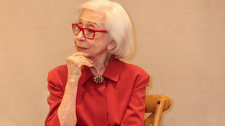 Fernanda Montenegro durante coletiva de imprensa de 'Velhos Bandidos'