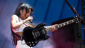 Amy Love do Nova Twins no Glastonbury 2025