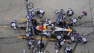 Fórmula 1 pode ter quatro corridas seguidas