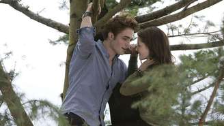 Confira como foi o romance de Robert e Kristen