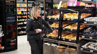 As cadeias de supermercados da Finlândia têm planos detalhados a seguir em caso de guerra.