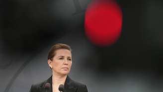 A primeira-ministra da Dinamarca, Mette Frederiksen, durante uma coletiva de imprensa em Copenhague, Dinamarca, em 30 de janeiro de 2026, para apresentar a nova reforma de deportação do governo.