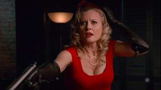 Carrie Anne Fleming em cena da série 'iZombie'