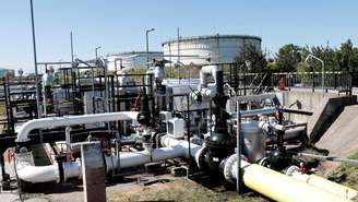 O oleoduto Droujba, que liga a Hungria à Rússia. Em Szazhalombatta, Hungria, em 18 de maio de 2022.