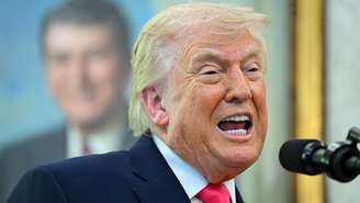 Trump disse a jornalistas na terça-feira que Irã deu um "presente" aos EUA, mas não especificou o que seria