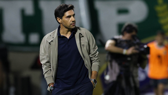 Abel Ferreira é denunciado por expulsão em clássico entre São Paulo e Palmeiras 