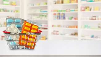 A nova medida, que passa a valer de imediato, estabelece regras rígidas para a comercialização e entrega de medicamentos em supermercados