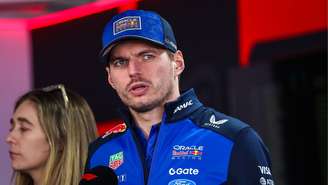 Max Verstappen durante entrevistas à imprensa.