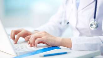 O acompanhamento médico é essencial desde o diagnóstico precoce – depositphotos.com / pressmaster