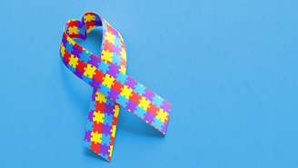 Cordões como o de girassol e quebra