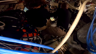 Astronautas da Artemis II retomam contato com a Terra