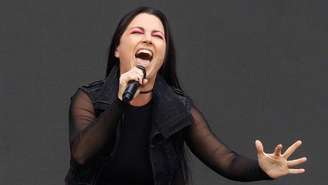 Amy Lee, vocalista do Evanescence, em 2025