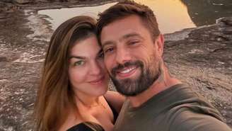 Carol Ferraz e Rafael Cardoso