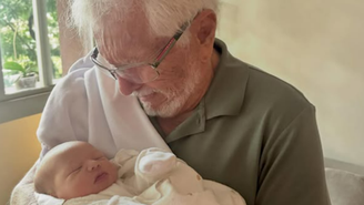 Carlos Alberto de Nóbrega com bisneto