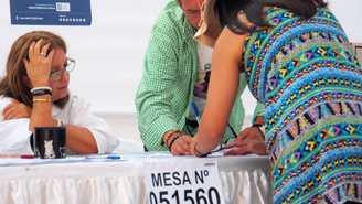 Eleições no Peru mobilizam votantes neste domingo, 12