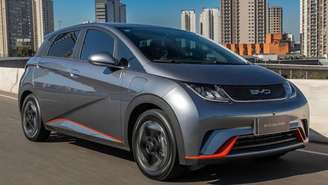 Queda no fluxo pelo Estreito de Ormuz pressionou os custos de transporte e energia de forma generalizada