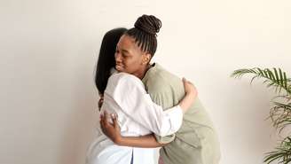 Pesquisa de Harvard com 200 mil pessoas revela que perdoar reduz a depressão e aumenta a felicidade