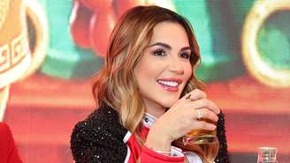 Deolane Bezerra é processada por delegado que a prendeu. Ele a acusa de danos morais, calúnia e difamação