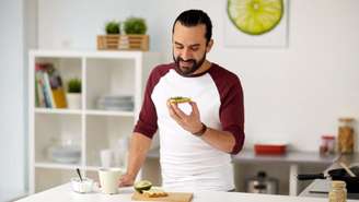 Abacate é fonte de gordura boa e aliado da saúde do coração