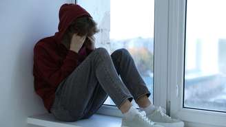 Na comparação entre 2013 e 2023, as internações por lesões autoprovocadas cresceram no país, enquanto as mortes associadas aumentaram 26%