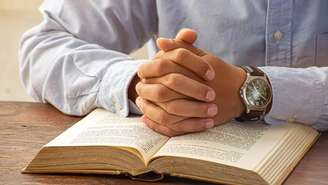 Pequenos hábitos podem transformar sua oração e fortalecer sua conexão espiritual