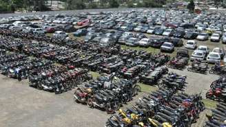 A participação exige que o interessado realize um cadastro prévio no site da leiloeira com pelo menos 48 horas de antecedência