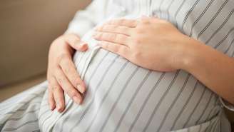 Estudo identifica genes ligados à hiperêmese gravídica e ajuda a explicar por que algumas mulheres sofrem mais com enjoos na gravidez