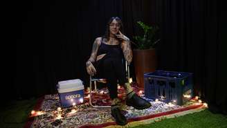 Larissa escolheu se tornar designer após se apaixonar pela profissão por meio de conteúdo de fandom