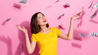 Alguns signos precisam controlar os gastos e evitar impulsos no feriadão