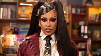 Tiny Desk Brasil recebe Gloria Groove com apresentação repleta de hits