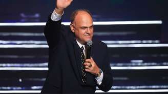 Oscar Schmidt lutava desde 2011 contra um glioma, tipo de câncer localizado na parte frontal esquerda do cérebro